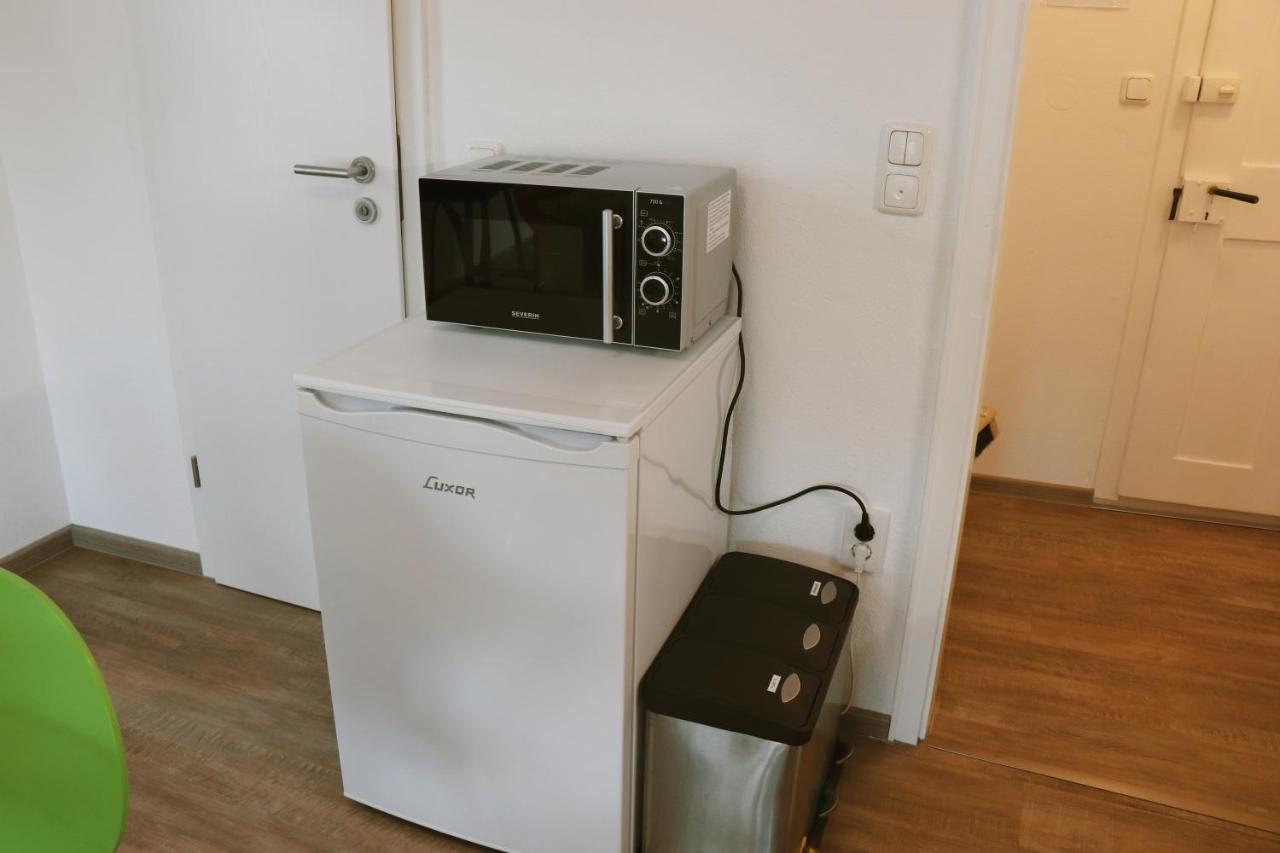 Helles Apartment Fuer 1-2 Pers. Mit Parkplatz Und Wifi Kraiburg am Inn Eksteriør billede